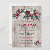 Barn Wood Burgundy Green Christmas Dinner Party Einladung (Vorderseite)