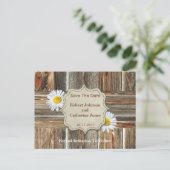 Barn Wood und Daisy Save the Date Ankündigungspostkarte (Stehend Vorderseite)