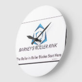 Barney Roller Rink Wall Clock Große Wanduhr (Winkel)