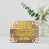 Barnholz Sonnenblumen und Vintage Spitzen Rettete Ankündigungspostkarte (Stehend Vorderseite)