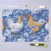 Barnyard Chickens and Botanical Pattern  Seidenpapier (Handwerk)