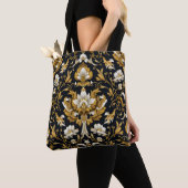 Barocke Blumen Tasche (Von Nahem)