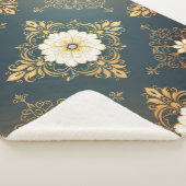 "Barockes Ornament-Muster in Gold und Schwarz" Dec Sherpadecke (3/4)