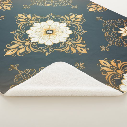 "Barockes Ornament-Muster in Gold und Schwarz" Dec Sherpadecke (3/4)