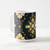 "Barockes Ornament-Muster in Gold und Schwarz" Kaffeetasse (Vorderseite Links)