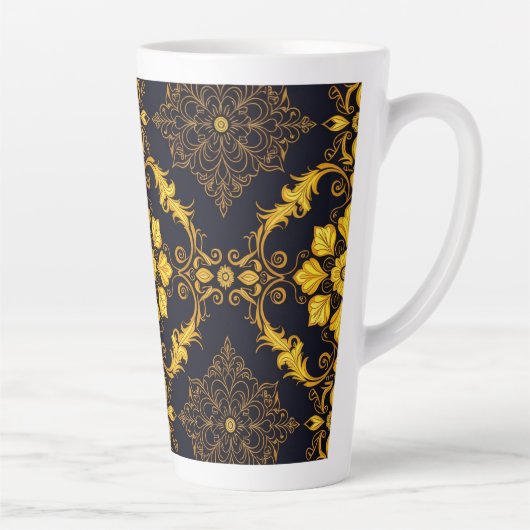 "Barockes Ornament-Muster in Gold und Schwarz" Milchtasse (Rechts)
