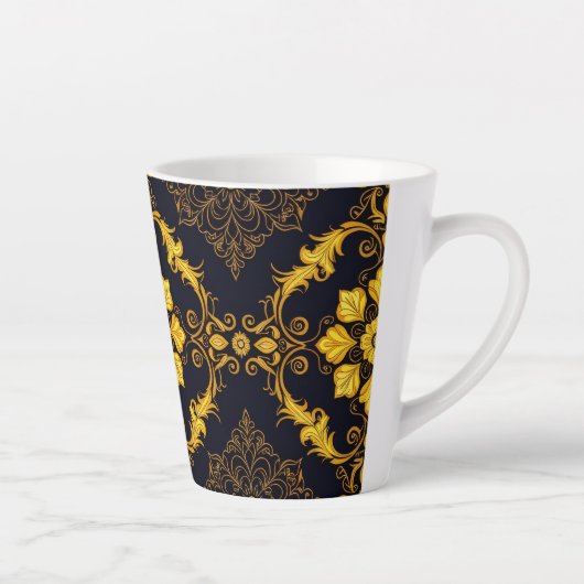 "Barockes Ornament-Muster in Gold und Schwarz" Milchtasse (Rechts)