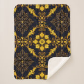 "Barockes Ornament-Muster in Gold und Schwarz" Sherpadecke (Vorderseite)