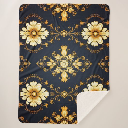 "Barockes Ornament-Muster in Gold und Schwarz" Sherpadecke (Vorderseite)