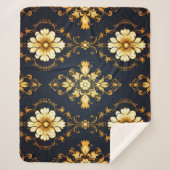 "Barockes Ornament-Muster in Gold und Schwarz" Sherpadecke (Vorderseite)
