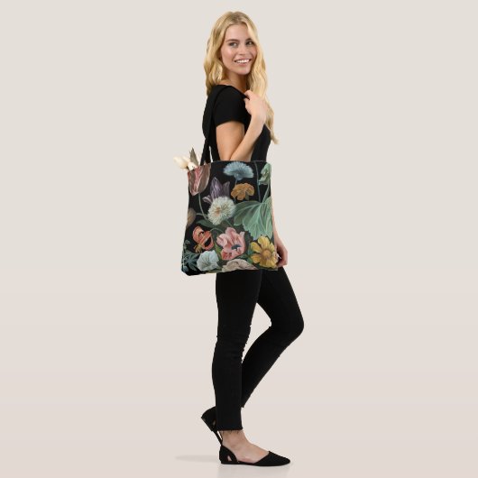 Barockfloral - Bouquet der Blume Tasche (Am Model)