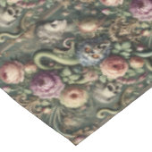 Barockgrenzen - gotisches Mittelmuster Tischdecke (Schrägansicht)