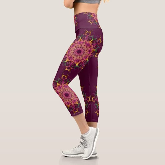  Barockstil Mandala floral. Capri Leggings (Links)