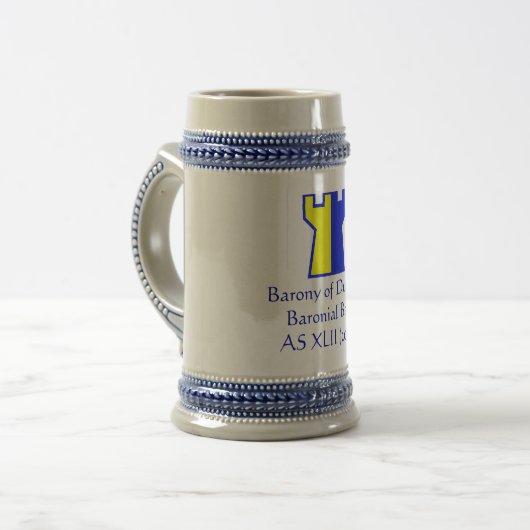 Barony von Dun oder von Baronial Barden Bierglas (Vorderseite Links)