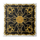 Baroque Gold Ornamental Chain Pattern on Black Fliese (Vorderseite)