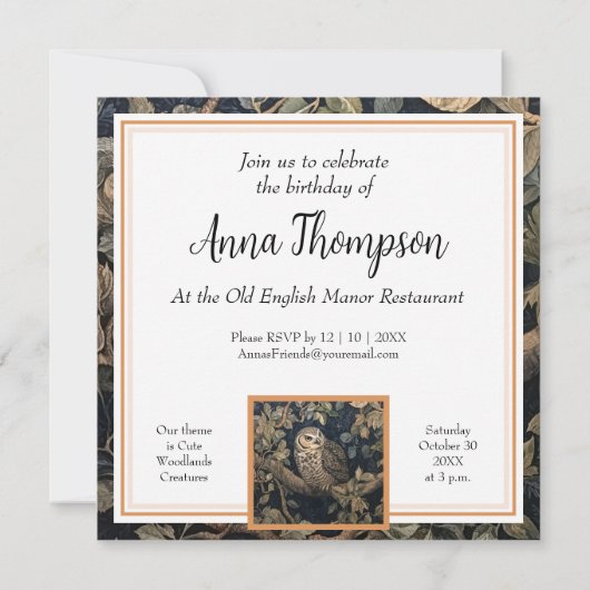 Barred Owl im Wald William Morris Style Einladung (Rückseite)