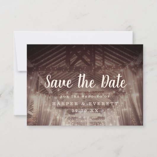 Barrennen mit String Lights Rustikale Hochzeit Save The Date (Vorderseite)