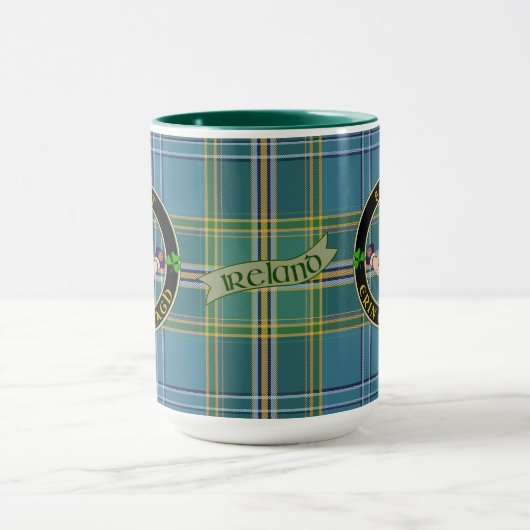 Barrett Irish Claddagh Personalisiert Tasse (Zentrum)