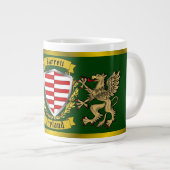Barrett Irish Shield & Griffins Jumbo-Tasse (Vorderseite Rechts)