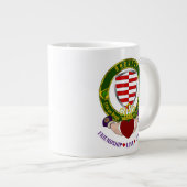 Barrett Irish Shield mit Riesenkaffee-Tasse Cladda Jumbo-Tasse (Vorderseite Rechts)