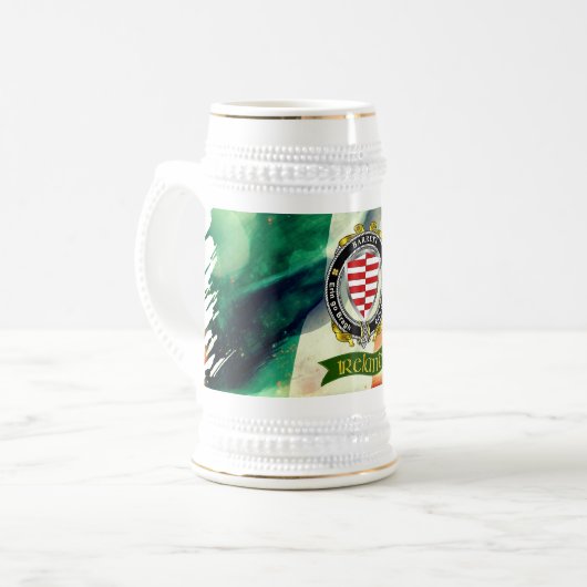 Barrett Personalisiertes irisches Abzeichen mit ir Bierglas (Vorderseite Links)
