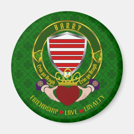 Barry Irish Shield & Claddagh Magnet (Vorne)