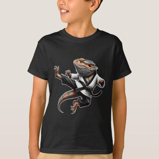 Bartded Dragon Flying Kick Pose Karate Samurai Nin T-Shirt (Vorderseite)