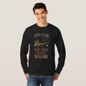 Barteter Drache nur ein Mädchen, das Lieben mit Dr T-Shirt (Vorne ganz)