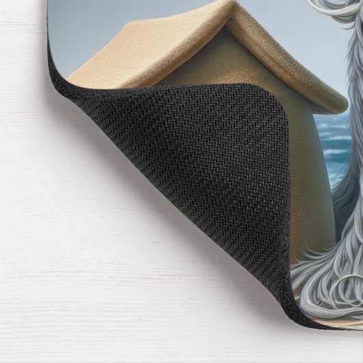 Bartollie mit Sandcastle Doghouse Mousepad (Ecke)