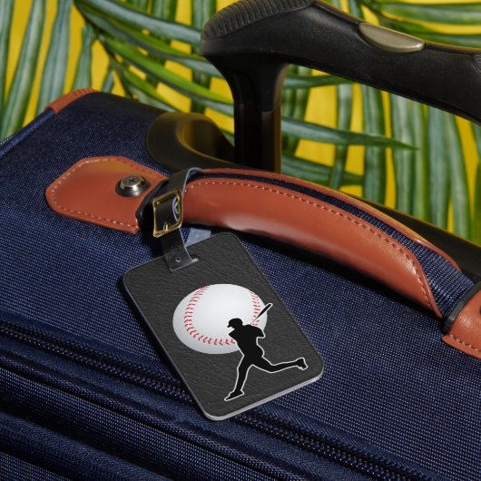 Baseball - Ball and Player silhouette Name Address Gepäckanhänger (Vorderseite Insitu 1)