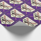 Baseball Bat und Ball Personalisierte Lila Geschen Geschenkpapier (Ecke)
