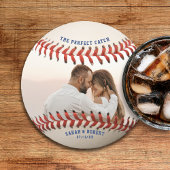 Baseball das perfekte Catch Couple Foto Hochzeit Runder Pappuntersetzer
