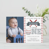 Baseball First Birthday Boy Foto Einladung (Stehend Vorderseite)