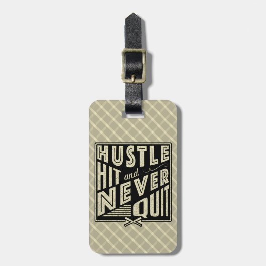 Baseball Hustlie Hit & Never Quit Baggage Tag Gepäckanhänger (Vorderseite vertikal)