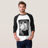 Baseball in der Hand T-Shirt (Vorne ganz)