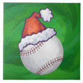 Baseball in Weihnachtsmannmütze über Grün Fliese (Vorderseite)