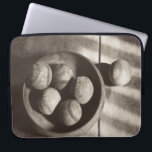 Baseball Nostalgie - Baseballs Laptopschutzhülle<br><div class="desc">"Baseball Nostalgia II" von Judy B. Messer. Enthält ein sepia-ähnliches Foto von mehreren Baseballs.</div>