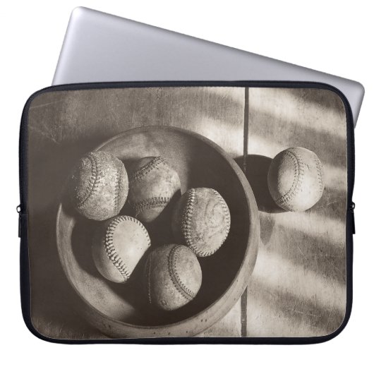 Baseball Nostalgie - Baseballs Laptopschutzhülle (Vorderseite)