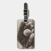 Baseball Nostalgie - Mitt und Baseball Gepäckanhänger (Vorderseite vertikal)