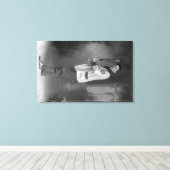 Baseball Player Portrait Holding Bat Leinwanddruck (Insitu (Holzboden))