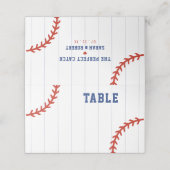 Baseball Softball Sport Herz Pinstripe Hochzeit Platzkarte (Außenseite Aufgefaltet)