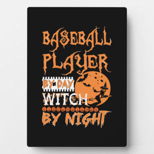 Baseball-Spieler bei Tag Hexe bei Nacht Halloween Fotoplatte