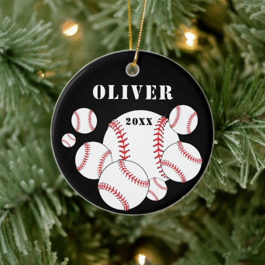 Baseball Sportkids Weihnachten halten Keramik Ornament (Baum)