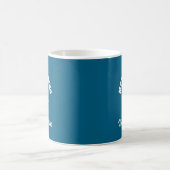 Baseball-Trainer-Design hinter der Home Plate Kaffeetasse (Mittel)