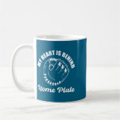 Baseball-Trainer-Design hinter der Home Plate Kaffeetasse (Links)