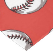 Baseballball auf rotem Hintergrund Tischdecke (Schrägansicht)