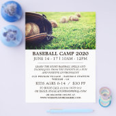 Baseballs auf Feld, Baseball Camp Werbespot Flyer (Einzeln)