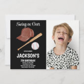 Baseballs Birthday Einladung mit schwarzen (Vorderseite)