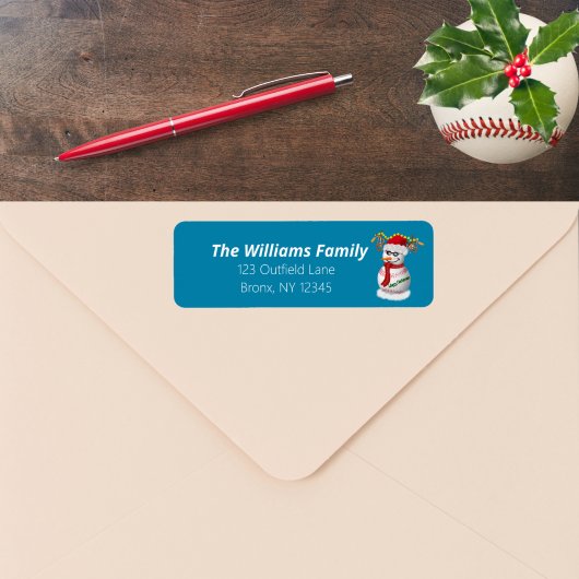 Baseballschneemann mit den üblichen Snacks