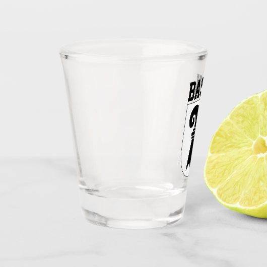 Basel, SCHWEIZ Schnapsglas (Links)